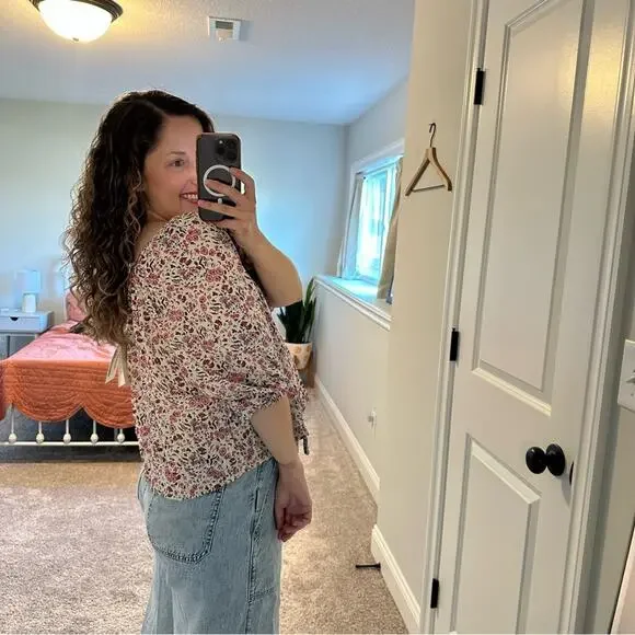 NWT Natalie Martin White Pink Floral Short Sleeve Blouse Top XS Oversized